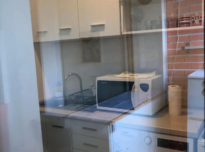 Le Garcon De Sara-simple,cosy,spatious *