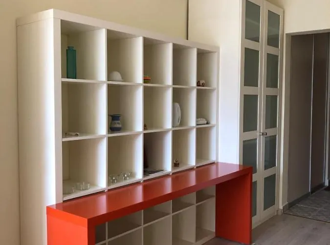 Le Garçon De Sara-simple,cosy,spatious Bucareste