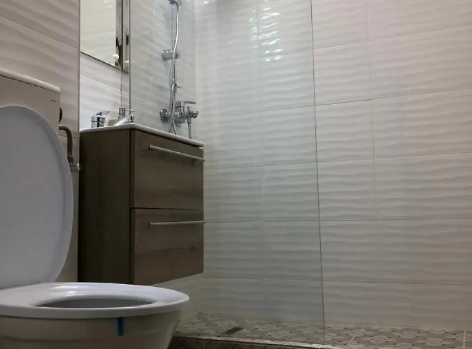 Apartamento Le Garçon De Sara-simple,cosy,spatious *